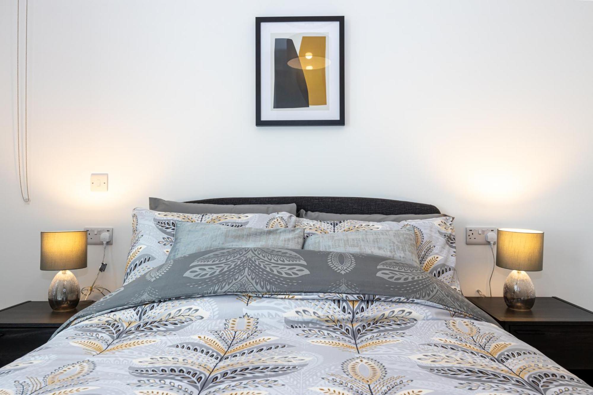 Royal Ebony By Asquare Lettings Apartment Manchester Bagian luar foto