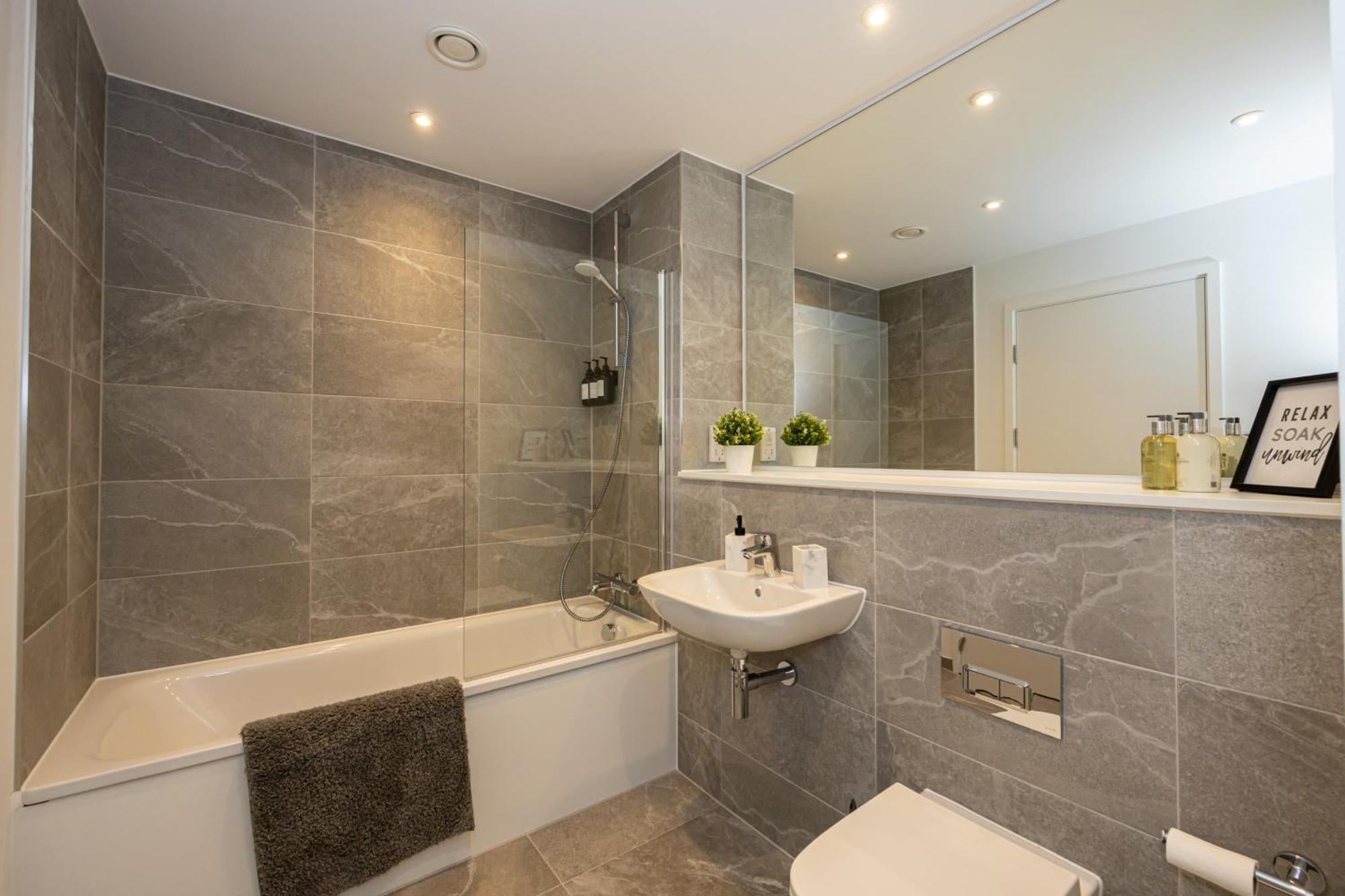 Royal Ebony By Asquare Lettings Apartment Manchester Bagian luar foto