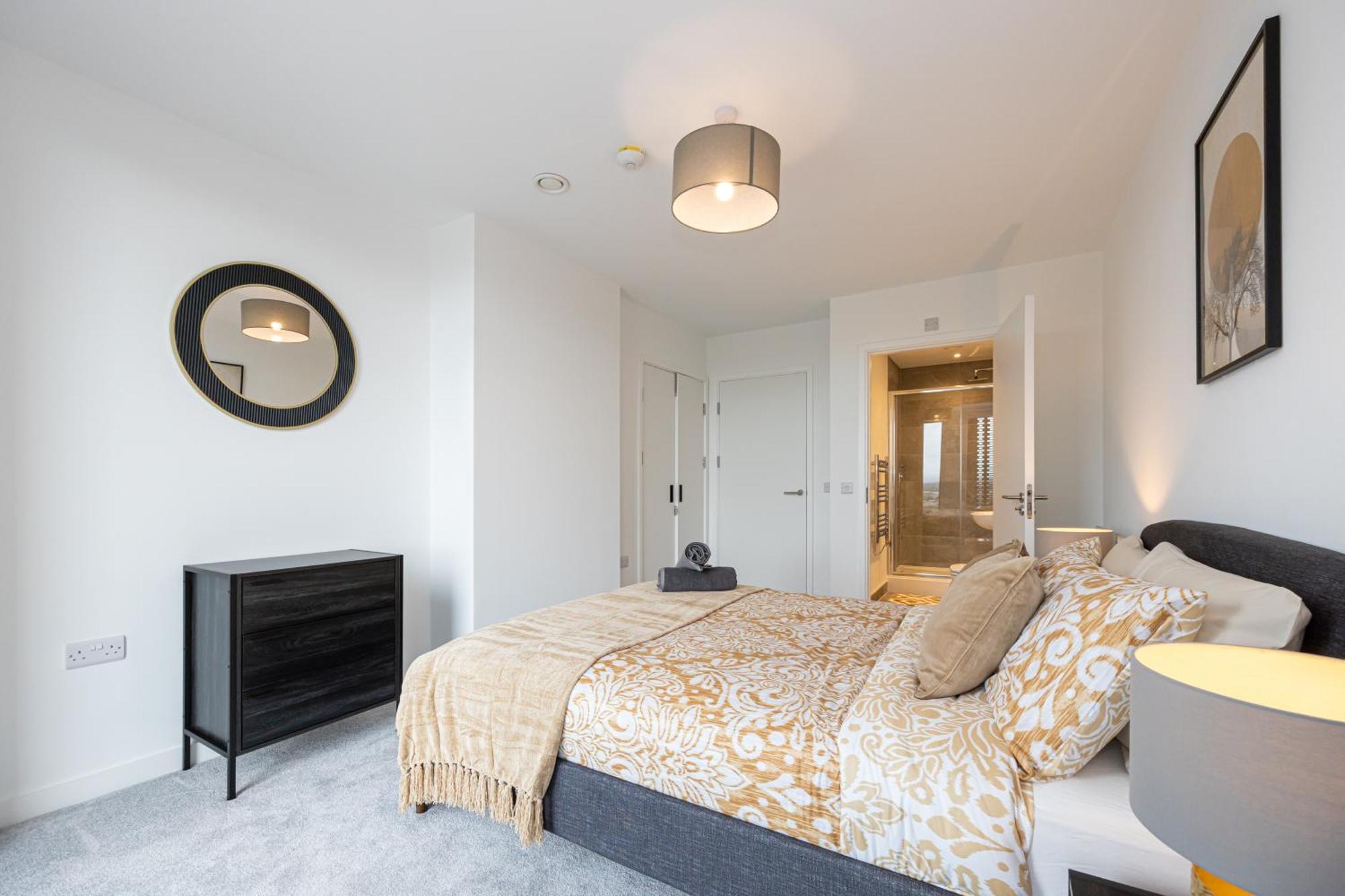 Royal Ebony By Asquare Lettings Apartment Manchester Bagian luar foto